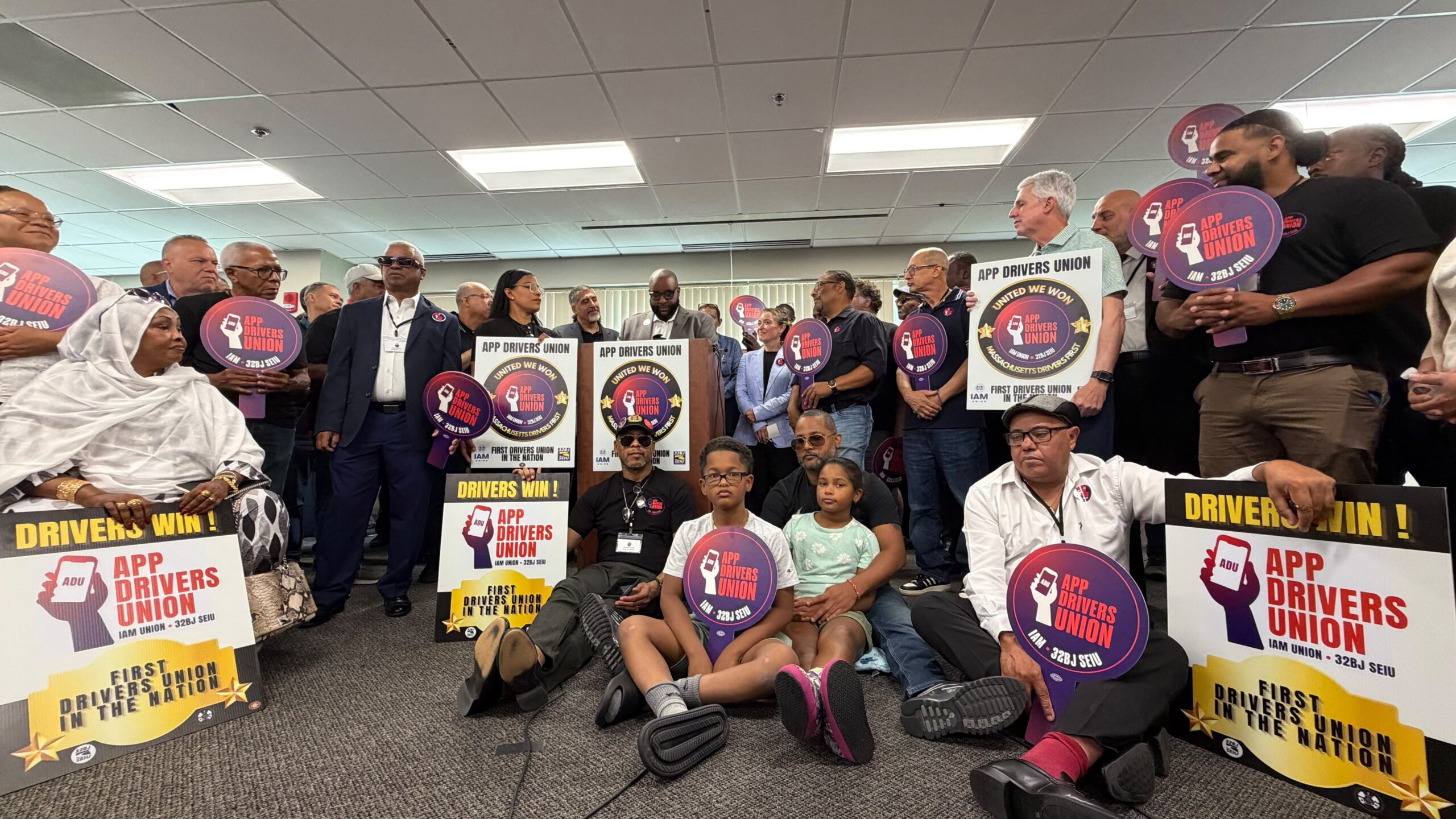 Contract negotiations kick off for App Drivers Union 